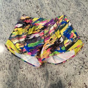 LULULEMON MULTICOLOR HOTTY HOT SHORTS 4” inseam (8)